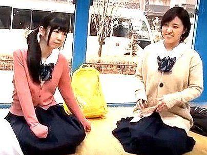 ＜マジックミラー号＞「膣洗うんですか・・？」清楚な感じの可愛い制服女子！MM号でマンコ洗われるぞ！！