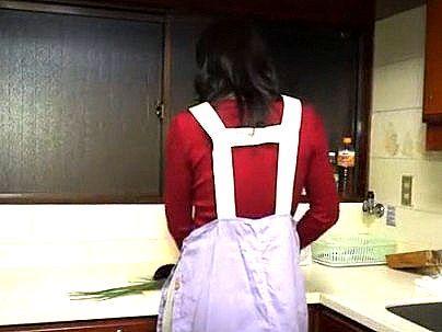 ＜NTR！＞「色気・・ヤッバ！」スタイル抜群ボイン巨乳の兄嫁！いけない関係に発展シチャウゾ(アダルト動画)