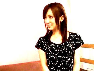 ＜亀頭責め！＞「ウフォ・・・出るぞ潮が・・オラガマンデキナイっす！」美乳可愛い女子！男の潮吹きとかやべ～だろ！！