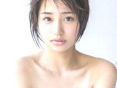 ＜ルックス・・・最高！＞「この顔で・・・潮吹き？！18歳の滅茶苦茶エロ可愛い女子！おもらし最高でしょ！！！