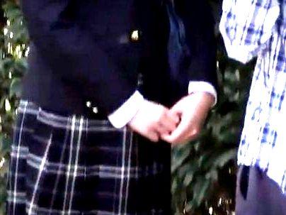 ＜卒業式直後！＞「え？何ですか？ナンパですか？？」クソ可愛い清楚制服女子！初めての素股で勿論やるでしょ！！