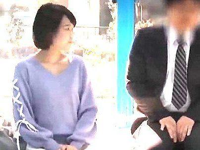 ＜マジックミラー号＞「恥ずかしいです…！」ク現役看護学生の清楚な感じの女子！新社会人男子とエロ行為で興奮シチャウゾ！！
