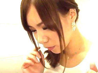 ＜便所でフェラ！＞興奮しちゃうだろｗ！！スタイル抜群ボイン巨乳オッパイ美女！口説かれジュポフェラシチャウ(無料エロ動画)
