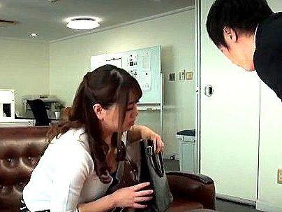 ＜熟女！＞「働くオバサン・・・最高！」マニア集合だな！セクハラ行為で浮気するオバサンＯＬがたまんね～ぞコレ！！
