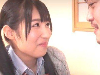 ＜素人ナンパ企画！＞中ダメなのに…！ガチの素人制服女子！口説かれて無許可でザーメンナカ出し(無料エロ動画)