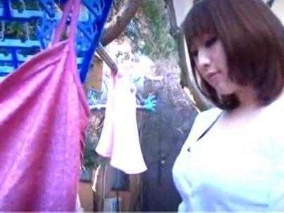 ＜人妻NTR＞これが・・・禁断介護！夫がいない仕事で留守の若いおくさん！ジジイチンポでNTRファック持ち込まれる！！！