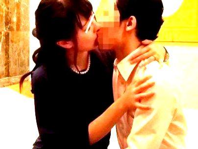 ＜同窓会帰り！＞もう興奮しちゃう…♡！企画に挑戦した美人OL！ホテルで同級生とガチファックすっぞ！！！