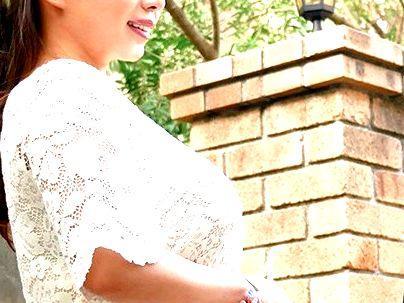 ＜バイトの人妻＞「パイ乙・・・デケーー」規格外爆乳オッパイバイト奥さん！家に連れ込みNTR持ち込まれるぞ！！！