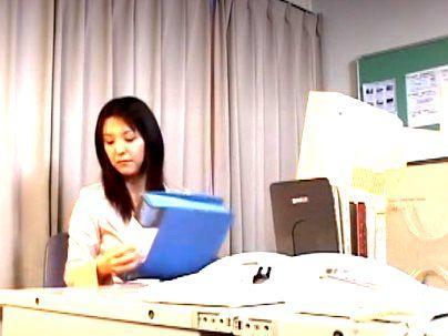 ＜痴●！＞「ダメなの…に…」真面目そうな清楚な美人OL！痴漢行為で犯されレイプされっぞ！！！