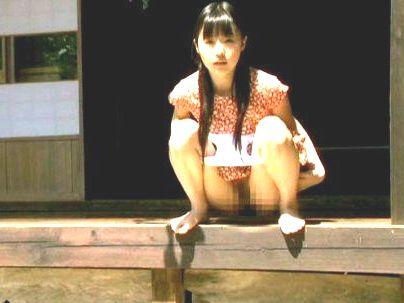 ＜ヘンリー塚本＞「人生いろいろ、つぼみ！」おさげの可愛い女の子！エロいイタズラ興奮シチャウエロドラマの極み！！