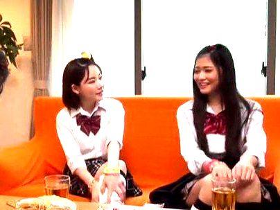 ＜彼女の友達！！＞【うそだろ？】淫乱痴女の彼女の友達！バレないように時短フェラしてくっぞ～！！！