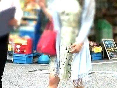 ＜素人妻ナンパ＞「脱ぐと・・・デケーー」ワンピースの美人人妻！口説かれてザーメンナカ出しに！！！