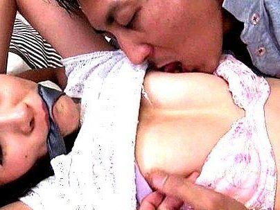 ＜人妻レ●プ！＞もうやめて・・ダメ！上品な感じの美人奥さん！鬼畜な男に無理矢理ヤラレル！！！
