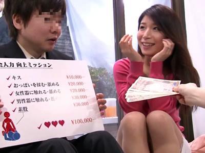 ＜素人＞『擦るだけなら…♥』浮気もした事のない人妻がマジックミラー越しの旦那の前で旦那の部下と素股→ご無沙汰マ●コは発情