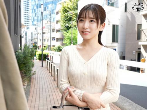 【人妻×NTR】旦那さんと上手くいってないと愚痴をこぼす職場のマドンナを自宅に連れ込み濃厚セックス！