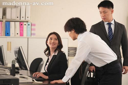 【熟女×NTR】何もかも順調で幸せだった旦那が本社から来たエリート部下に仕事も美人妻も奪われる！