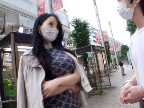 【素人ナンパ】新宿で三十路の美人秘書をゲット！若いオンナにはない大人の色気を持つ美女をデカチンで発情させてハメまくる