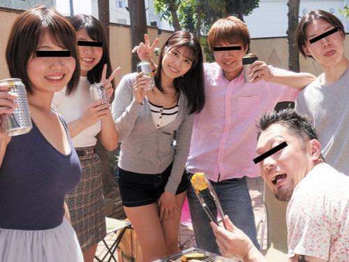 【彼女NTR】楽しくなっちゃって…大学時代のサークル吞みに参加した彼女から送られて来た動画に寝取られてる姿が写り込む...