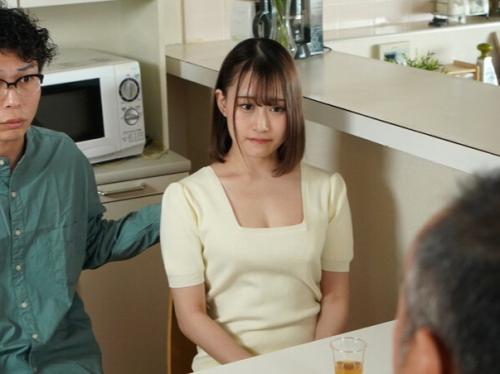【人妻NTR】同居してる義父に狙われた美人妻...盗撮だけじゃ我慢できなくなり媚薬を盛って犯しながらハメまくっちゃう