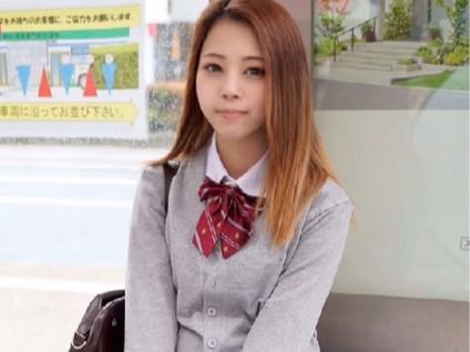 激カワなパパ活ちっぱいギャルとハメ撮り撮影！ローションまみれにされながらハメ倒されて半泣きしながら絶頂しちゃう