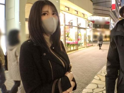 【素人ナンパ】つまらない男と別れて暇そうにしてる美女をゲット！ ホテルで酒酔いしながらむっちりボディをハメ倒しちゃう