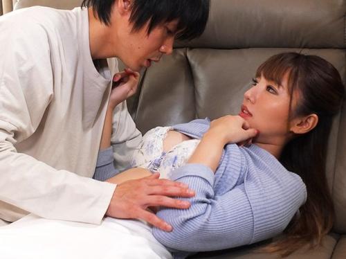 【人妻NTR】田舎に帰省して初恋だった叔母に再会...大好きだった従姉のお姉ちゃんのオナニーを覗いて我慢できず襲っちゃう