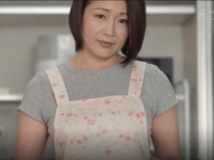 【近親相姦】「私たち親子なのよ？」ついに我慢が限界となった母への愛！！女性として愛してしまった悲劇がスタートして…