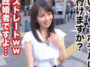 【母乳人妻】「うわ、めっちゃ飛んでる！！」授乳真っ盛りの若いママさんを本気喰い♡家族にはゼッタイに見せられないメスの本性