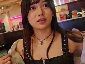 「出して…うん…！！」可愛すぎｗｗｗアイドルとしても活動する女子大生とハメ撮り！！エグい主観フェラから生々しい本番へ！！