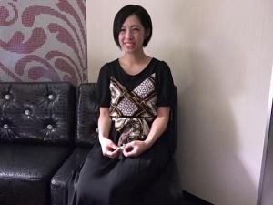 「まどかです…主婦です…」昼間のラブホに現れた人妻！！「いっぱいイッちゃってごめんなさい…」裏切りセックスに没頭！！