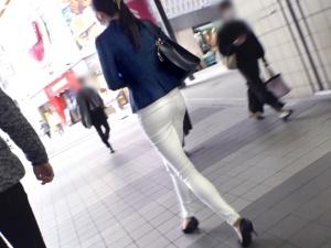 【素人ナンパ】「プリッ♡」としたお尻がエッチな外回り中お姉さんを捕獲→「入れてみる♡」好奇心旺盛に昼間からハメちゃう！！