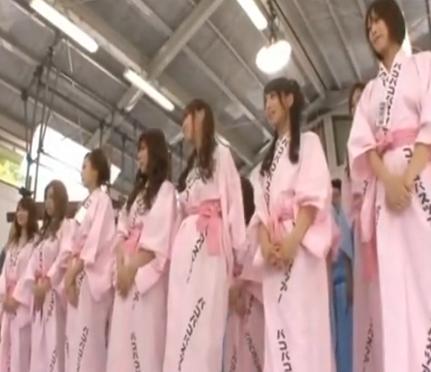 至るところでSEXの嵐の大乱交！