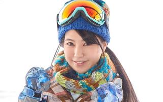 《マジックミラー号》スキーウェアが似合う10代美少女にエビぞり真正中出し！