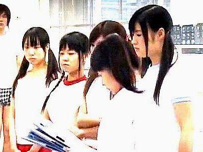 ＜身体測定！＞見ないでください…！真面目そうな可愛い女子達！.男子の前でバッチリオマンコ●見せ！！！！