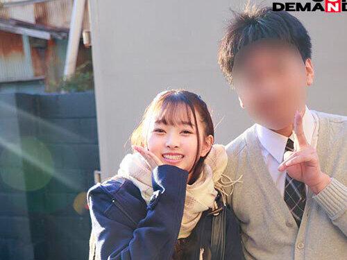 【即ハメ×カップル】人前でお股を晒して恥ずかしい彼女、他人のマ●コを舐めて嫉妬される彼氏…。 「このチ〇ポ超好きぃぃ」