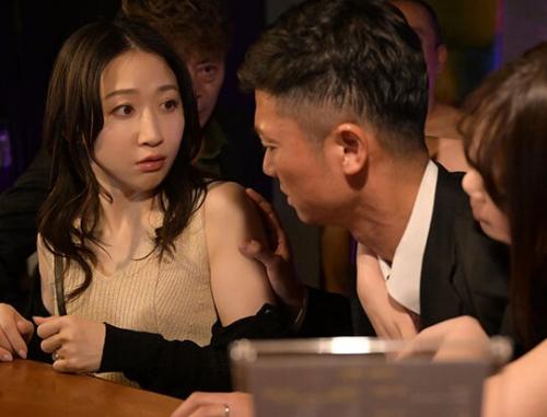 それに、この店の会員になるにはパートナーを連れてくる必要があった。 本能全開で快楽を貪る豹変淫乱中出しSEX