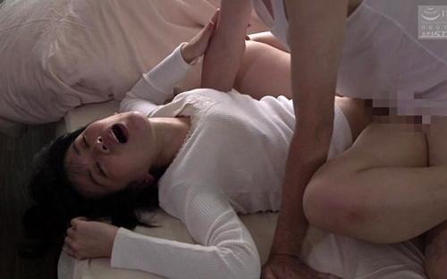 カラダの相性を確かめてから恋愛型、真実はセックスのみぞ知る。 まんまんの奥まで届くデカチンピストンにイキまくってます！！