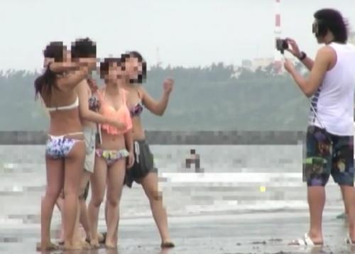 【汁だく×巨乳】チンポを入れた途端一気に表情に余裕なくなり完全にメスの顔になっています。 「あいつ今何してる？」