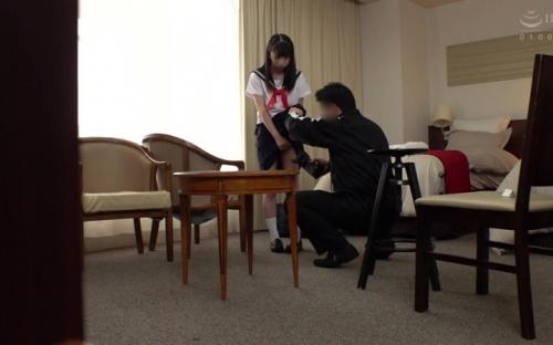 学校で一番人気の先生とこっそり付き合っている事がバレて、大嫌いな先生にいっぱい犯●れて… ビチョビチョじゃねぇか…