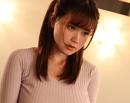 たまらず彼女を自宅に呼び付け、家の掃除から性処理までを頼むと、無口な新田君は抵抗もせず俺の希望を全て受け入れる。