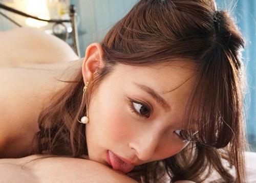 子宮奥に注がれる大量ザーメンを感じながらビクッビクッと若さ溢れる純白ボディが痙攣！ 「ダメッ！もうイッたから！」