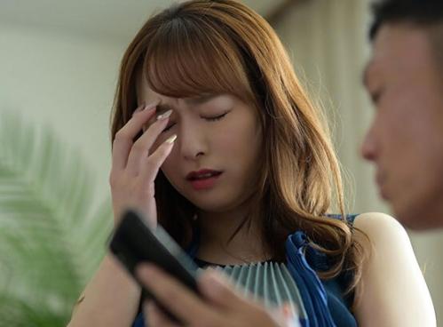 異常ともいえる性癖の告白に戸惑う茉莉奈でしたが、僕のために我が身を差し出してくれたのです。 繰り返される禁断の絶頂！！