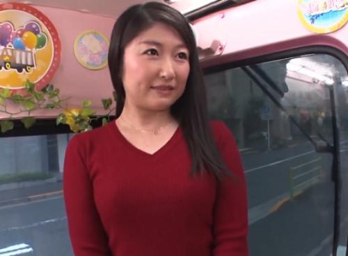 ［エロ動画×熟女］断れない押しに弱いガチな性格なので、男を楽しませるエロテクをマスターした人妻