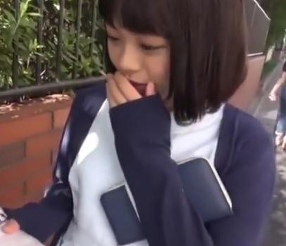 ［手コキ×素人］快感を爆上げしたいと、腕前を見せつけ、じっくりと追い詰めていく美少女