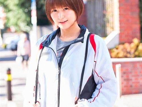 【素人ナンパ】ジャージ脱いだら爆乳スケベボディなショトカの体育会系JDがMM号でDTくんを優しくリードし筆おろしエッチ♡
