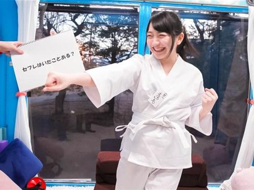 【素人ナンパ】18歳の空手部員の可愛いJDがMM号で100の質問に答えている最中にデカチン即ハメされ快楽堕ちしちゃう！