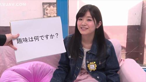 美少女という若さで、アナウンサーになる夢を抱く大学生を、企画で性的におびき出し、服を脱がせて、性的な行為に誘う