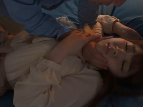 【人妻×NTR】「あなたこれは違うのよ」犯され中に旦那にみられた妻！昔の知人のチ〇ポに感じてイク淫ら妻それ見て勃つ夫