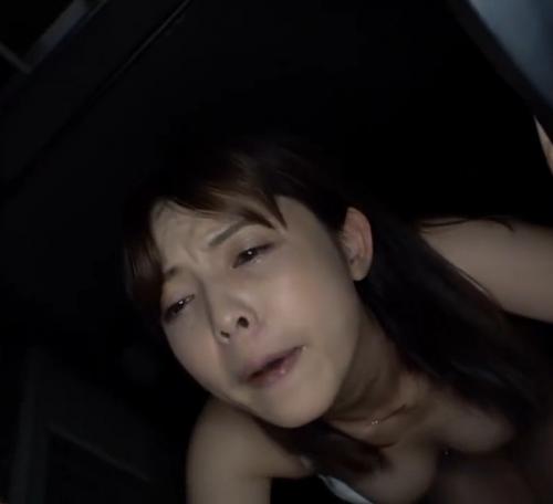 【素人×人妻】欲求不満な人妻の性！清純妻が卑猥な腰つきで乱れ狂う！旦那がいるとは思えないイキっぷりで中出し2連発！！