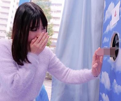 ［NTR×フェラ抜き］最高にスケベな姿を全開にし、汁出し放題のピストン運動でイキまくるJD